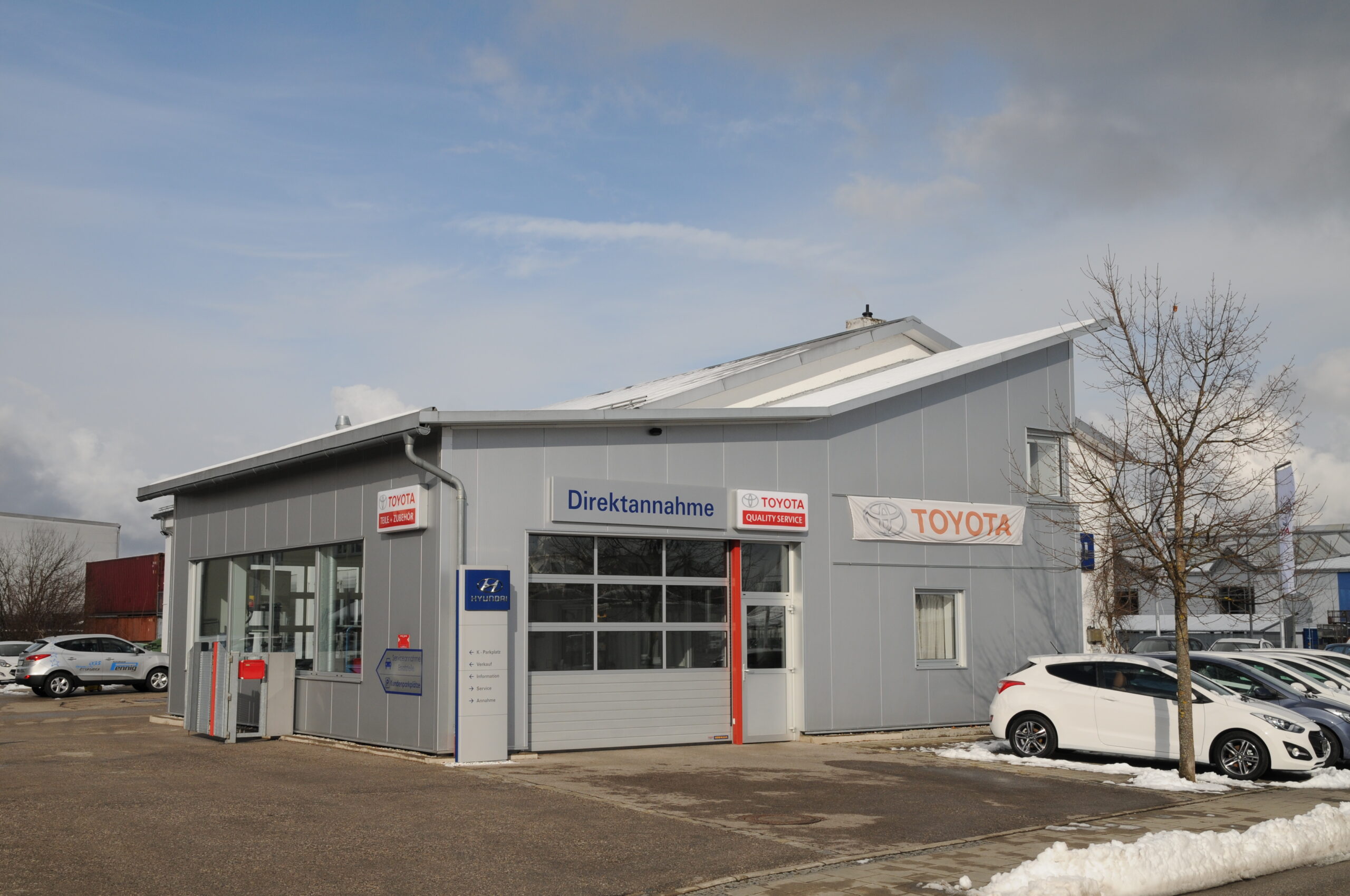 Neubau einer Direktannahme für ein Autohaus in Stahlbauweise